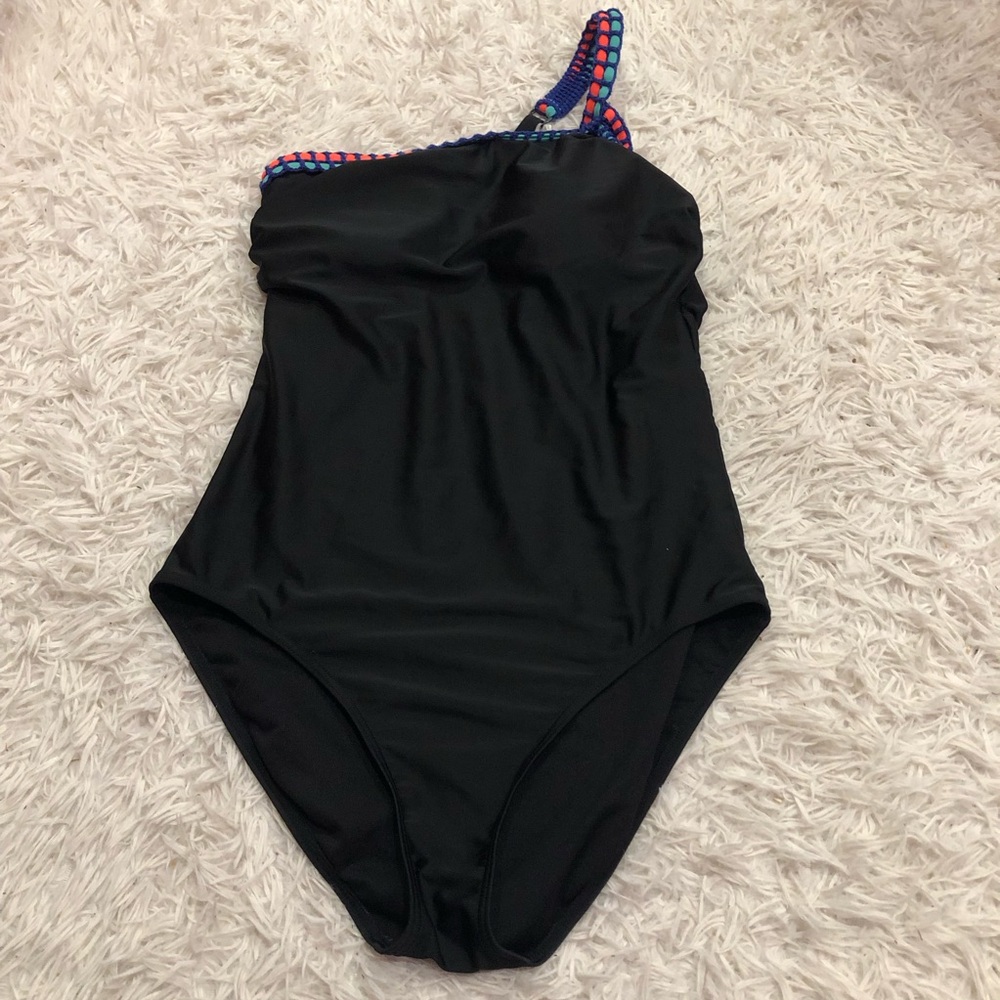 Seekers Australia One Piece Black Swimsuit One strap Size 10